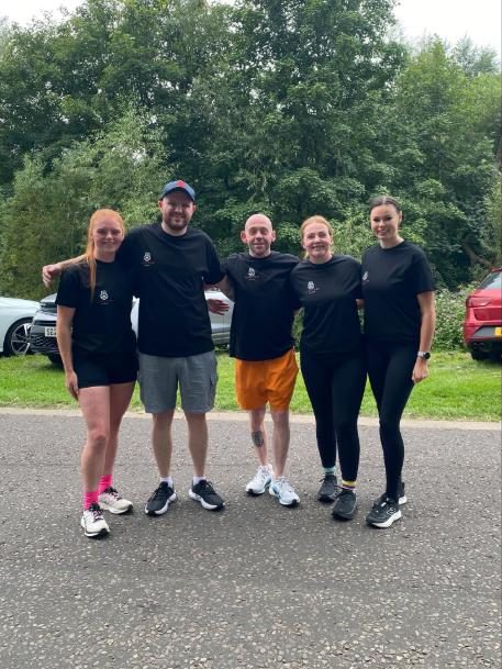 Inflatable 5K team photo